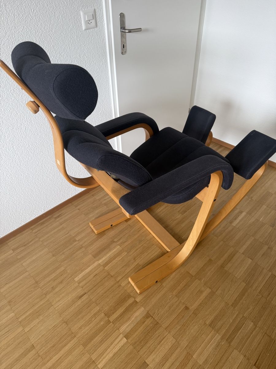 Varier Poltrone: Duo Balans Designer-Stuhl (Peter Opsvik) – Usato da Zürich venduto da jan_p7vl 2