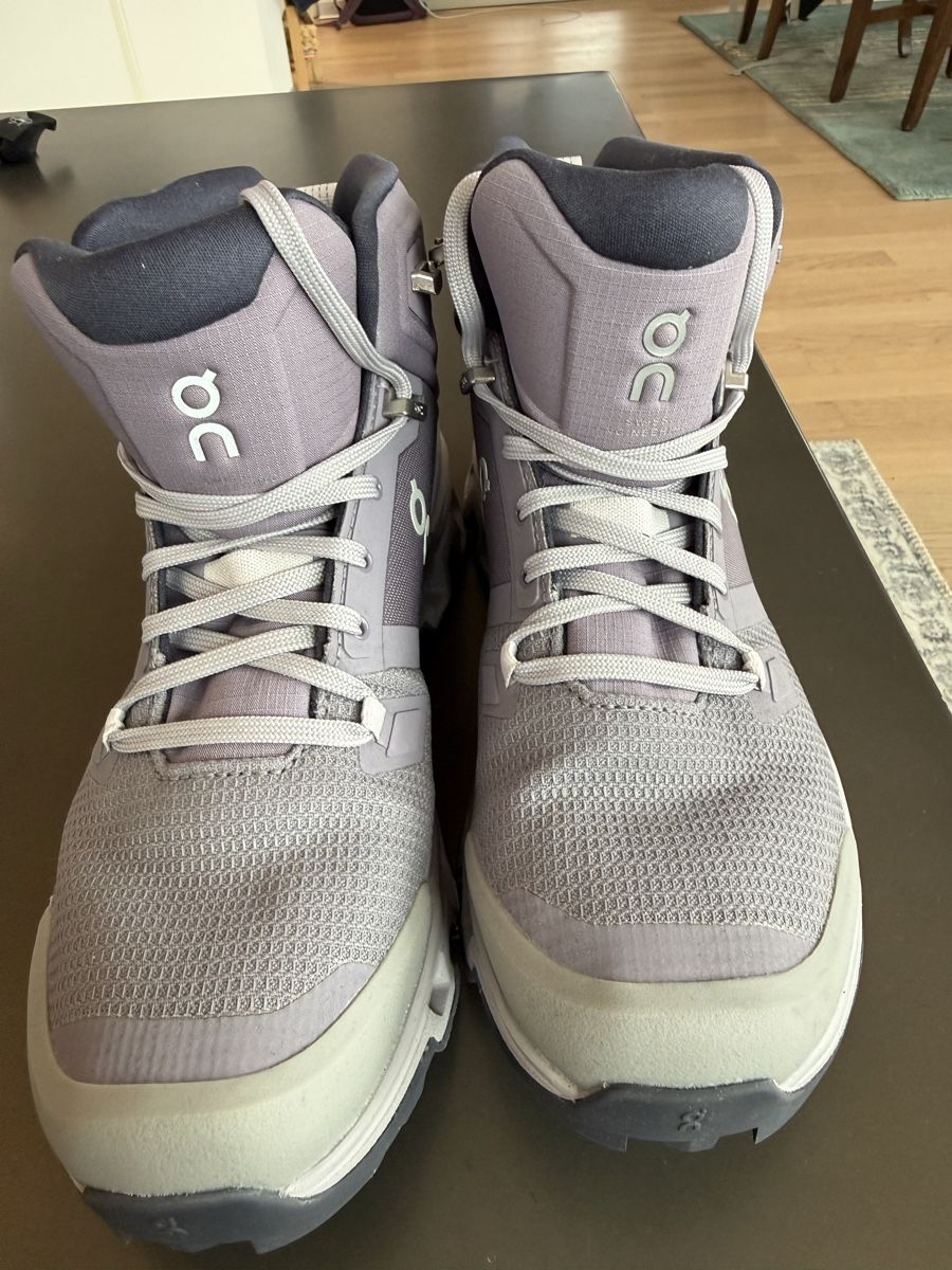 On Scarpe da donna: Cloud Rock waterproof EU 40 – Nuovo (secondo la descrizione) da Zurich venduto da pau_xz6b 1