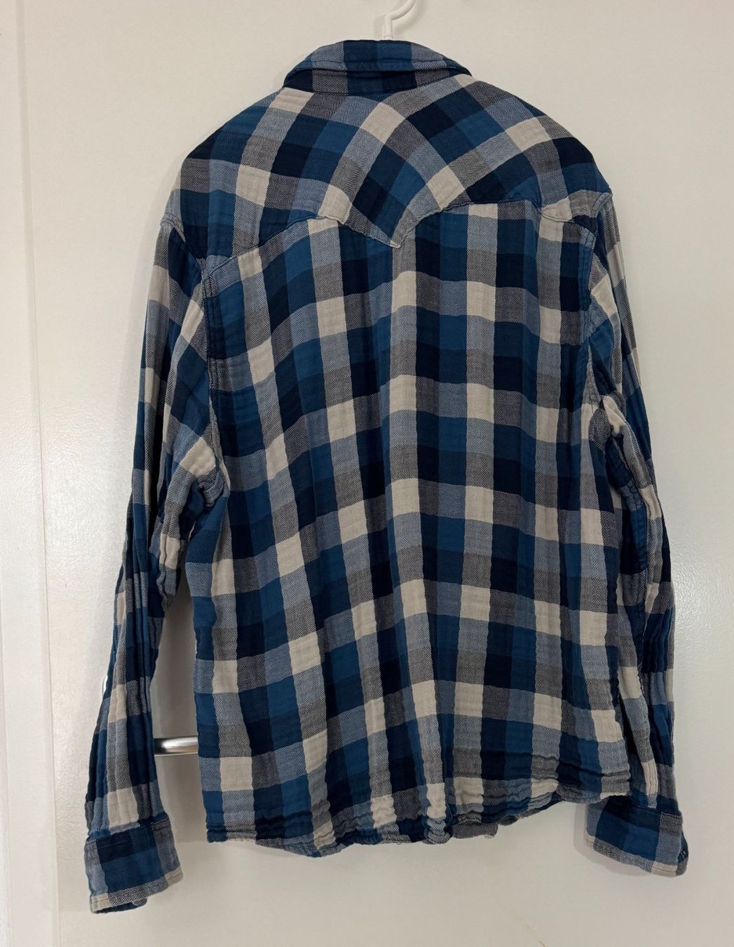 Levi's Camicie: Chemise Levi's bleu – Usato da Yvonand venduto da log_t9ks 1