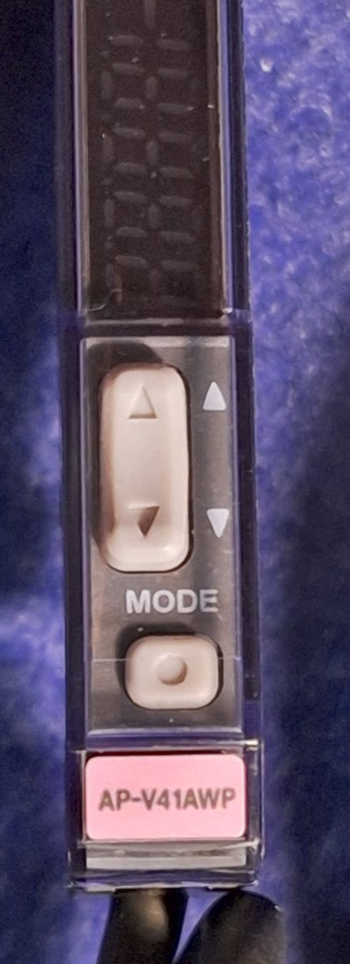 Elektronikbauteile: capteur de pression Keyence AP-44 – Gebraucht aus Bussy FR von 023 2