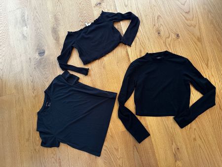 3 T-Shirts schwarz, Gr. 34/36