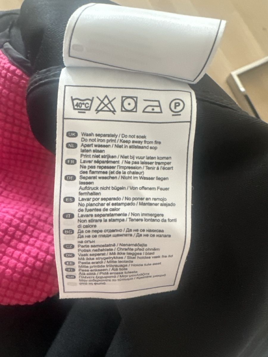 Asics Vestes: ASICS Windstopper Jacke, schwarz, NEU – Neuf (Voir description) à Dübendorf par Bella1177 7