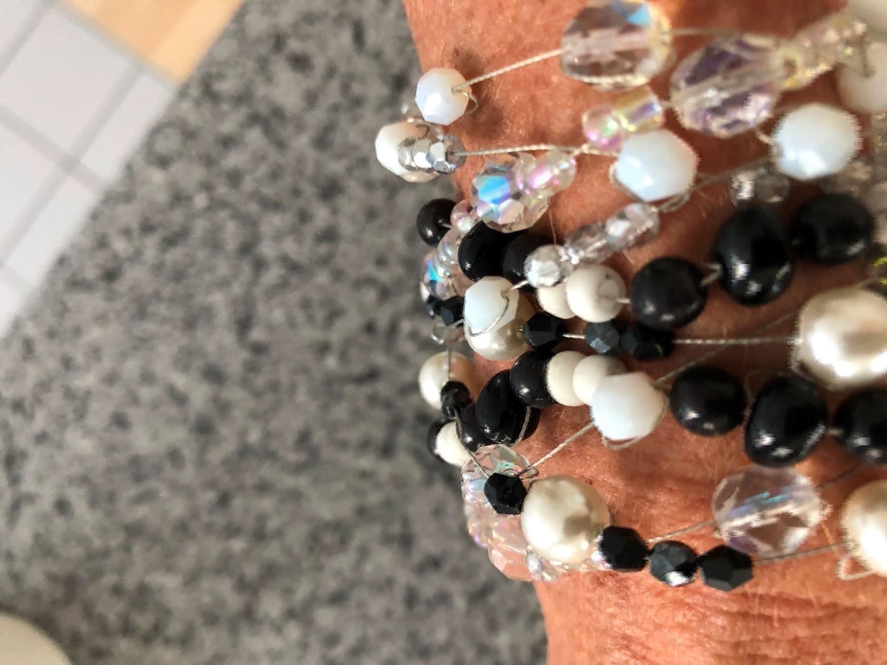 Bracciali & Braccialetti: 10-REIHIGES VERSPIELTES ARMBAND – Usato da Meggen venduto da Meggeni 3