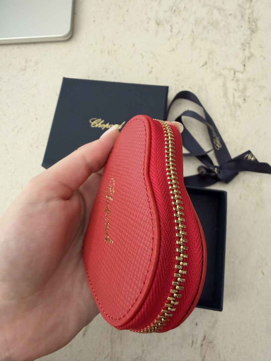 Chopard Portamonete: Chopard Red Heart Coin Purse with Box – Nuovo e nell'imballaggio originale da Zürich venduto da Pandainlondon 2
