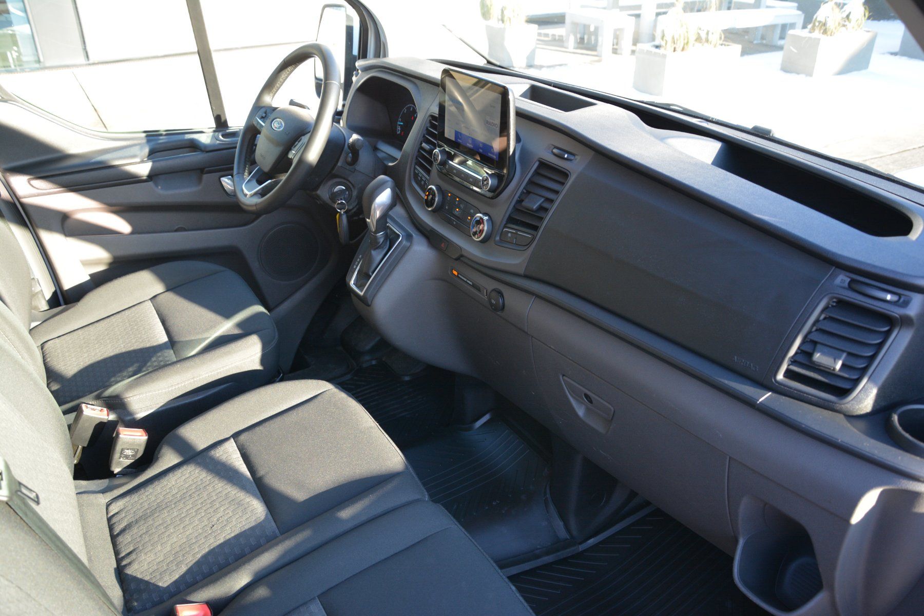 Ford Veicoli commerciali: FORD Transit Custom Van 300 L2H1 Trend A – Usato da Oberkulm venduto da Curiger-Automobile 8