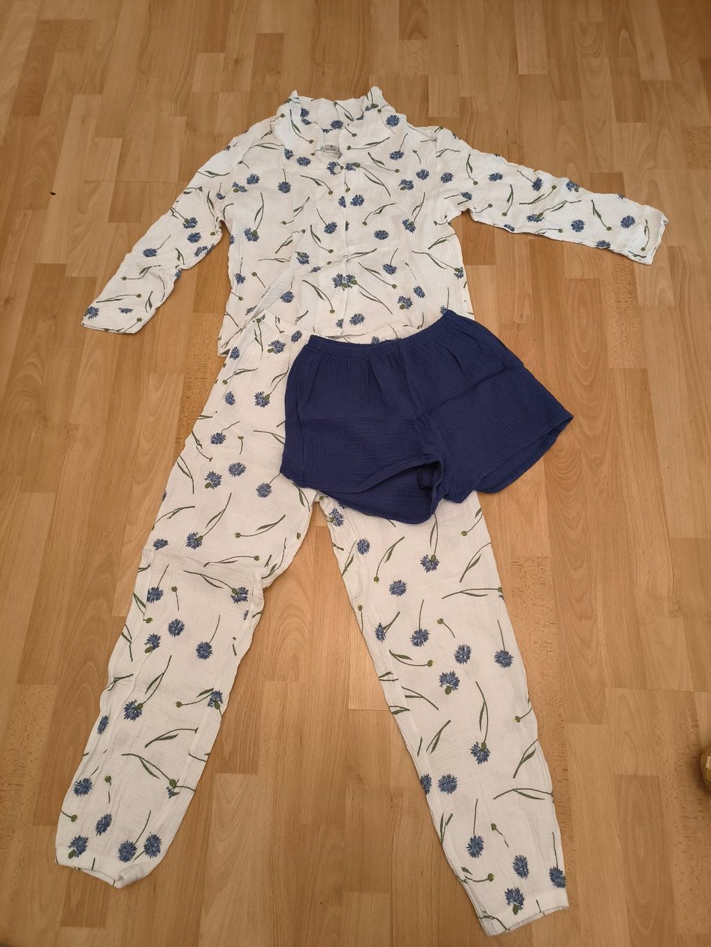 Negligees & Pigiami: Leichte Baumwoll-Pijama-Set Gr. S/M – Nuovo (secondo la descrizione) da Muri AG venduto da SunkeNagi
