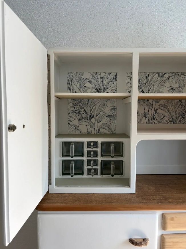 Credenze: buffet mado relooké  – Usato da Courroux venduto da AtelierLaGoya 5