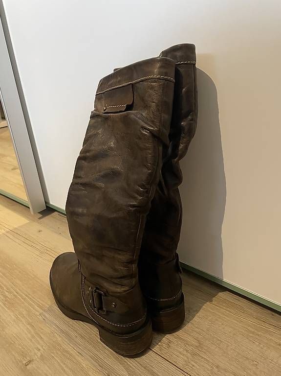 Chaussures femmes: Stiefel braun, Gr.36 – D'occasion à Schwellbrunn par N_adine-92 2