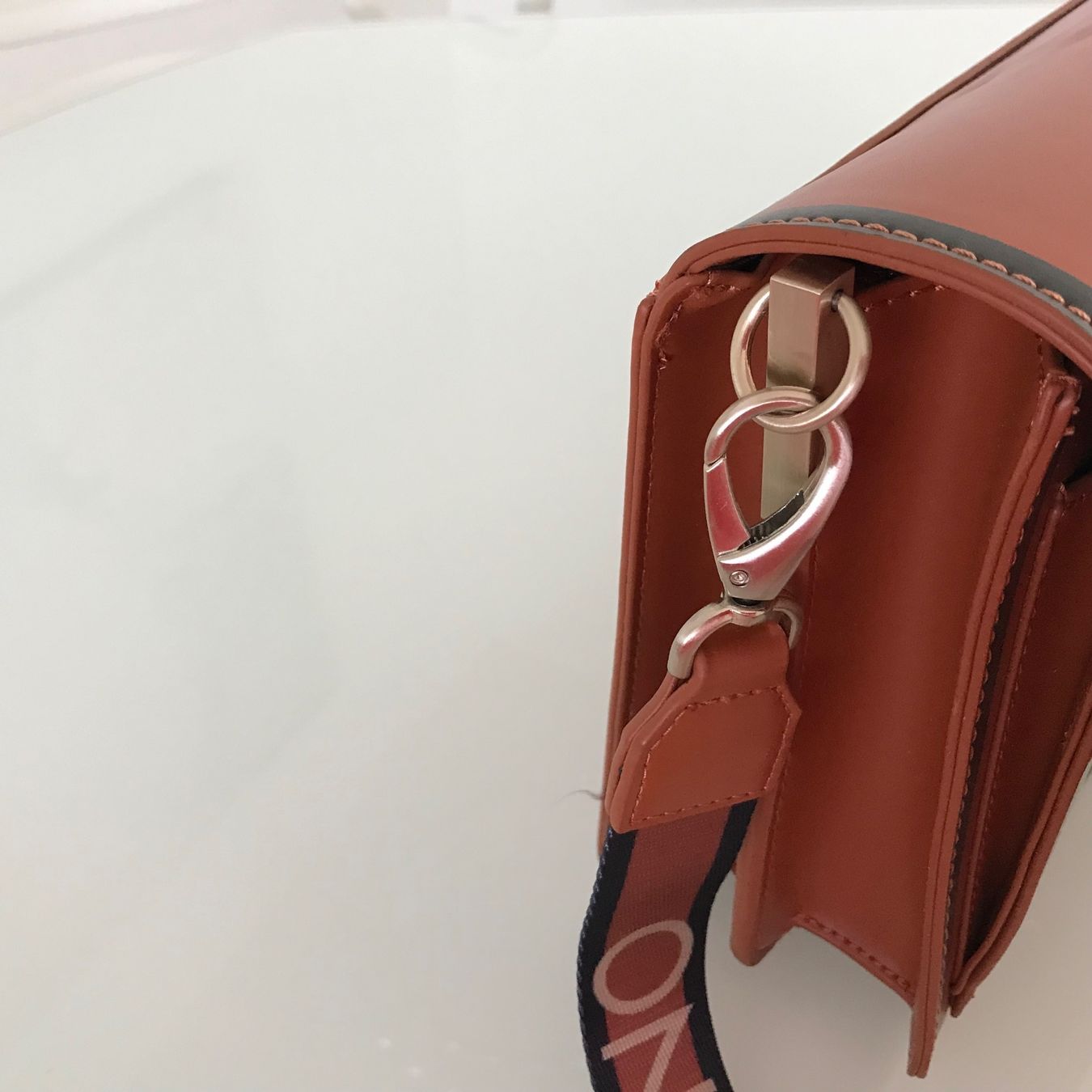 Valentino Sacs femmes: Valentino Umhängetasche – D'occasion à Bern par titti06 3