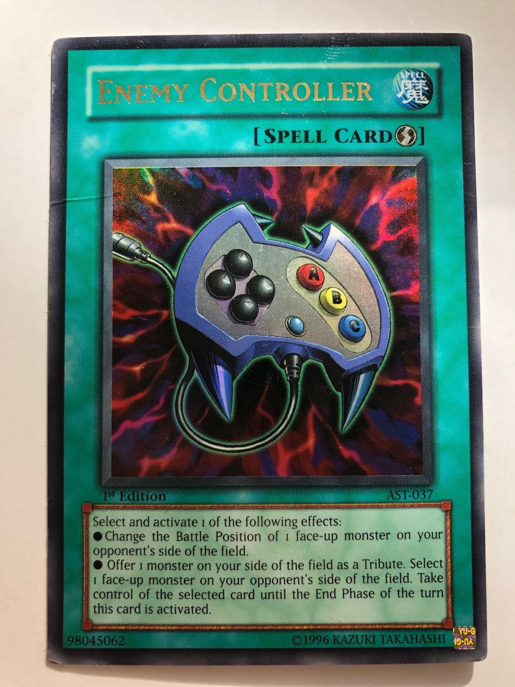 Yugioh Cartes à collectionner: AST-DE037 Enemy Controller | Ultra Rare | 1.Auflage | EN – D'occasion à Altstätten SG par ChangeMaker 1