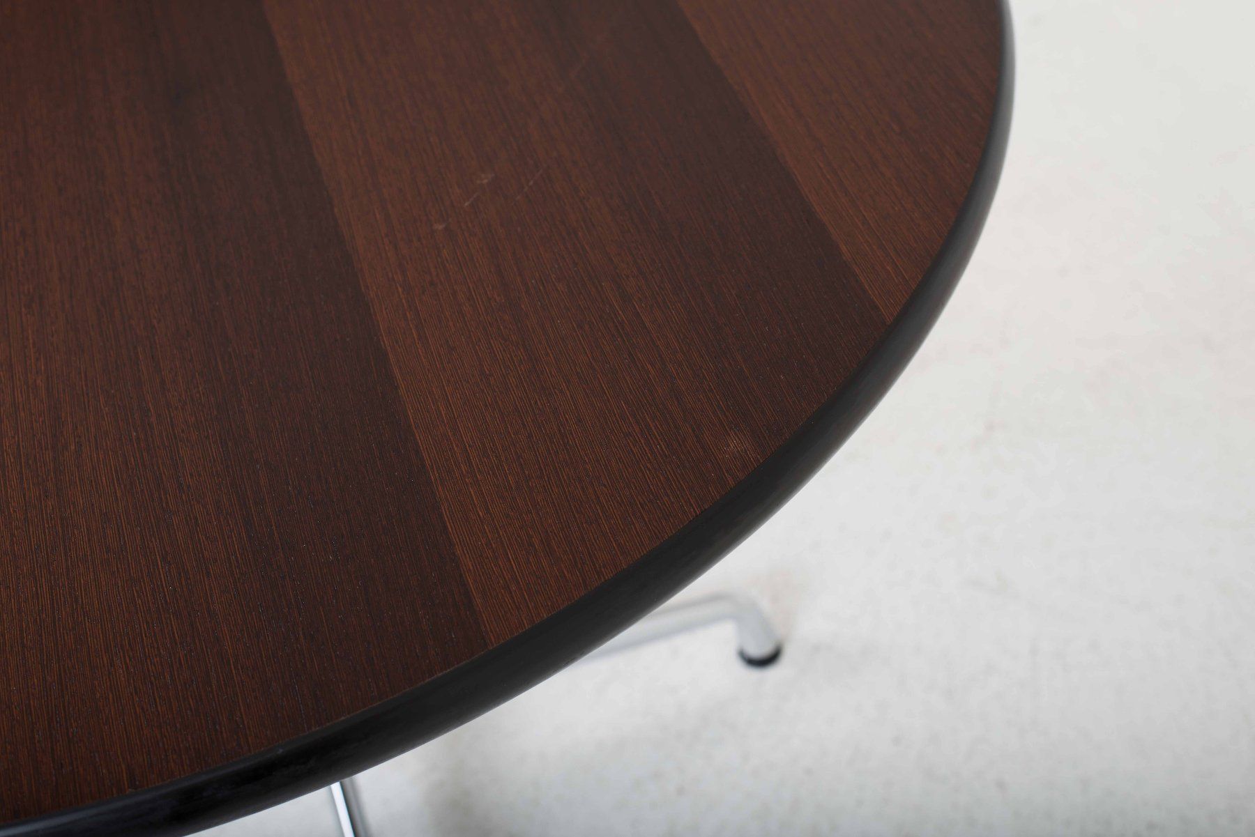 Vitra Tische: Vitra Contract Table von Charles & Ray Eames in Wenge – Gebraucht aus Zürich von STUZH38 4