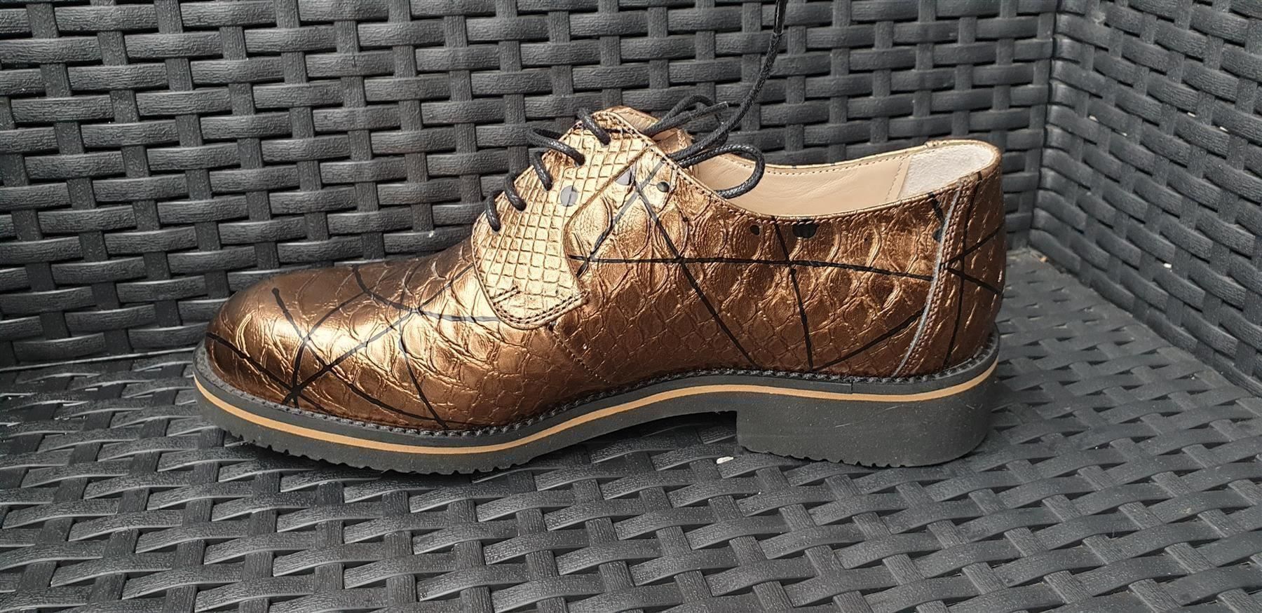 Navyboot Scarpe da donna: NAVYBOOT Leder Schuhe(18) NEU 35 NP 229. – Nuovo e nell'imballaggio originale da Buttwil venduto da MaraMari 4