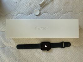 Apple Watch Series 8 45mm Aluminium gebraucht schwarz