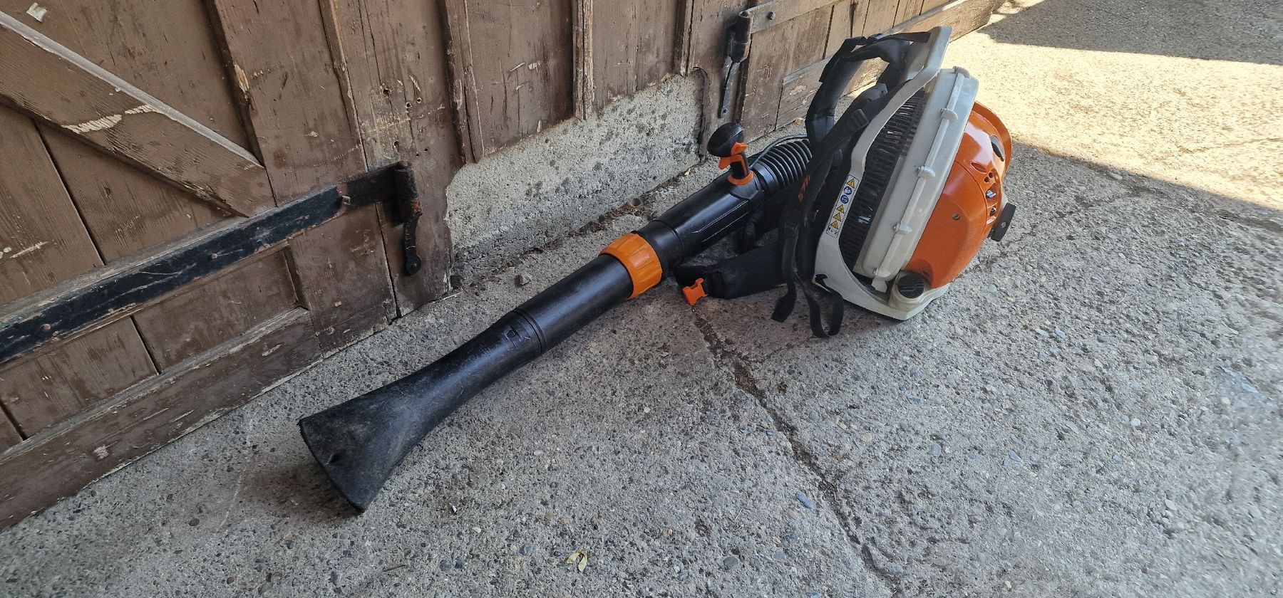 Stihl Aspirateurs & souffleurs à feuilles: Stihl BR700 Laubbläser  – D'occasion à Tagelswangen par Axel_36 2