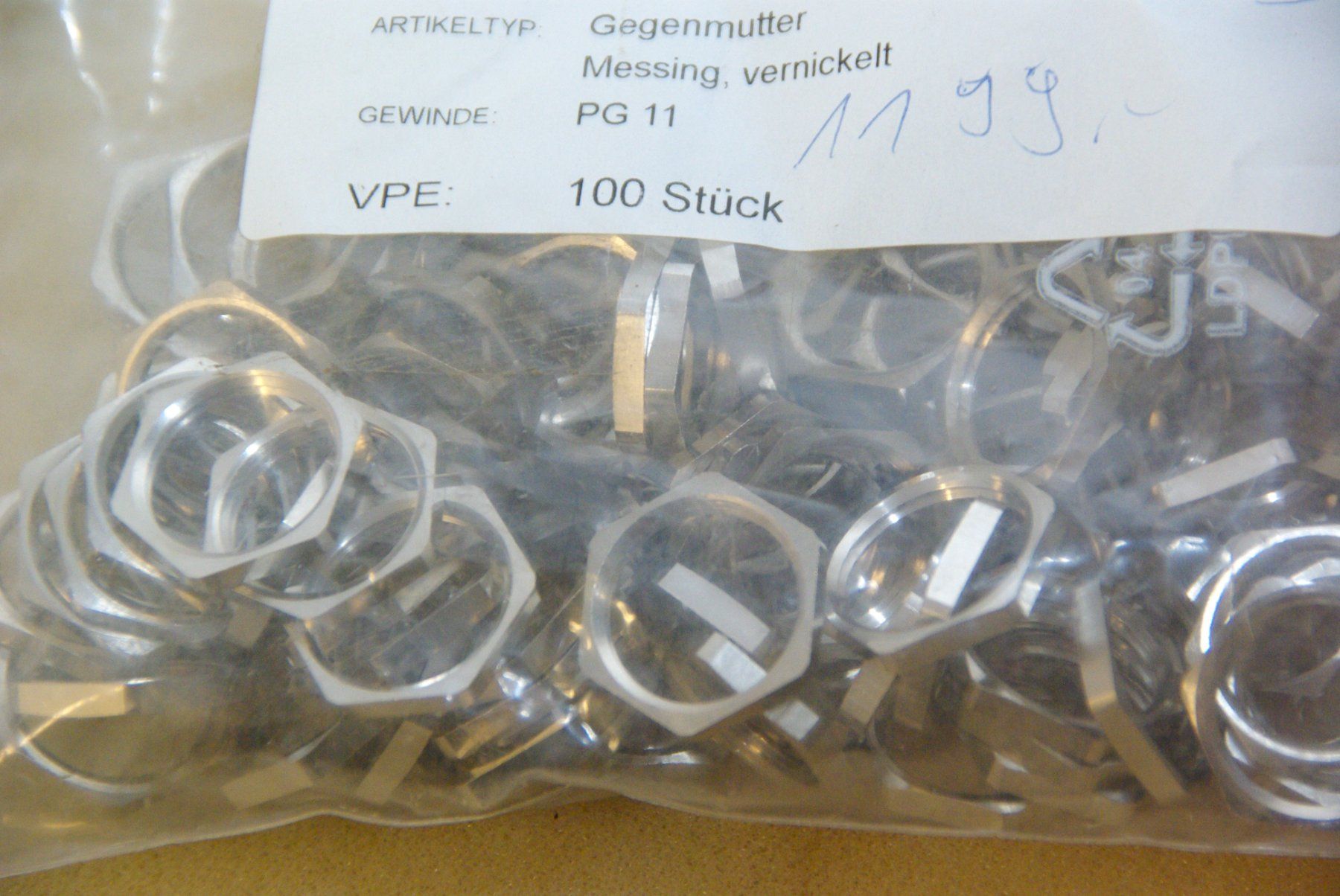 Alle Werkzeuge: 100 Stück Gegenmuttern PG 11, vernickelt – Neu und originalverpackt aus Herisau von Cevianer1844 2