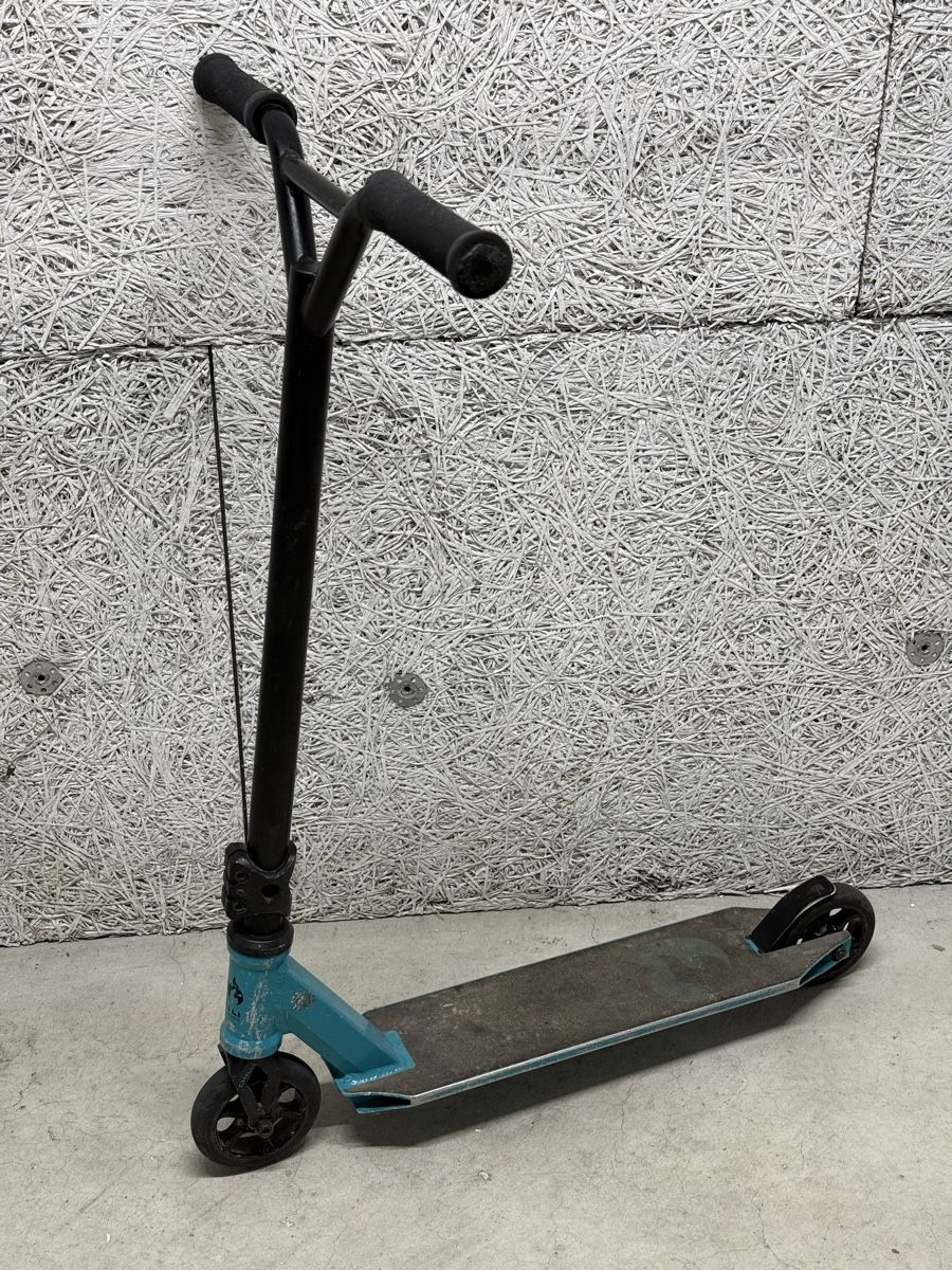 Chilli Kickboard: Chilli Pro Freestyle Scooter, türkis – Usato da Zürich venduto da simbarm