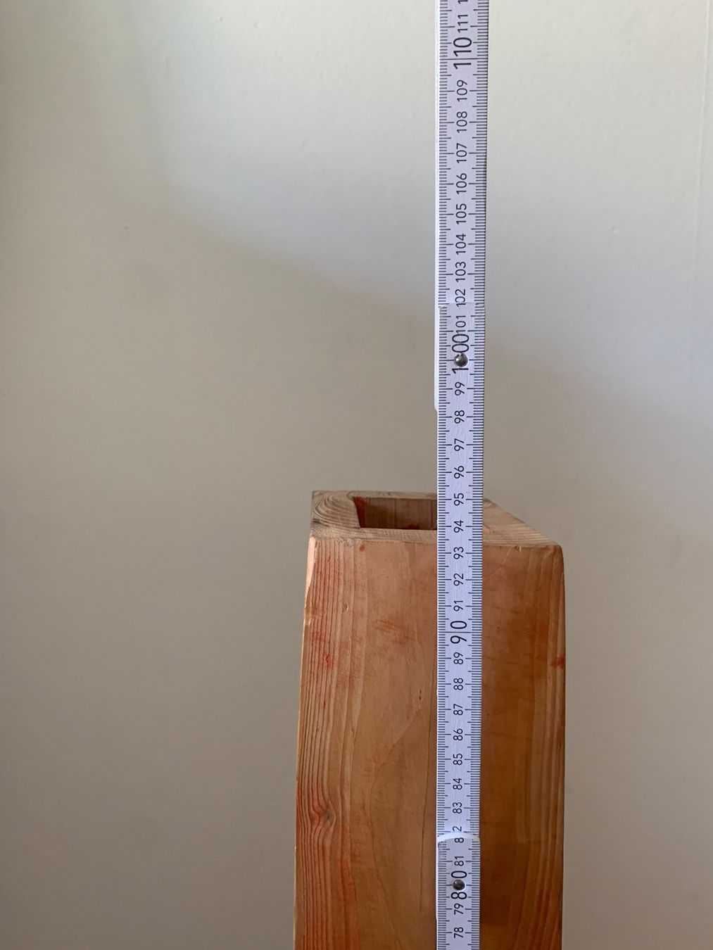 Sculptures & Statues: Minimale Holzskulptur orange – D'occasion à Zürich par mnnw 5