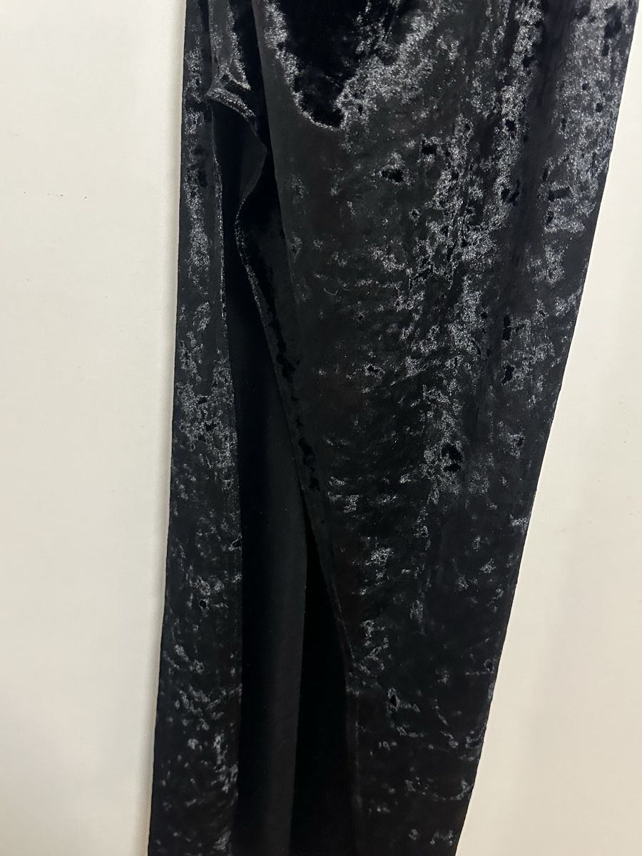 Vestiti: Schwarzes Samtkleid, One Shoulder, Gr. 34 – Nuovo (secondo la descrizione) da Zürich venduto da kri_hy6t 3