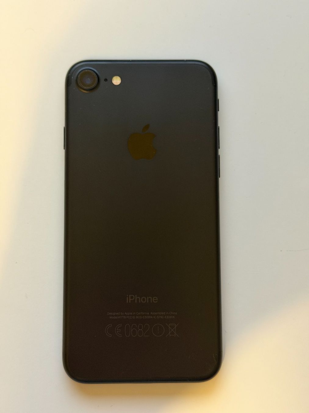 Apple Telefoni cellulari / Smartphones: iPhone 7, Black, 32GB – Usato da Muri b. Bern venduto da Flexline 2