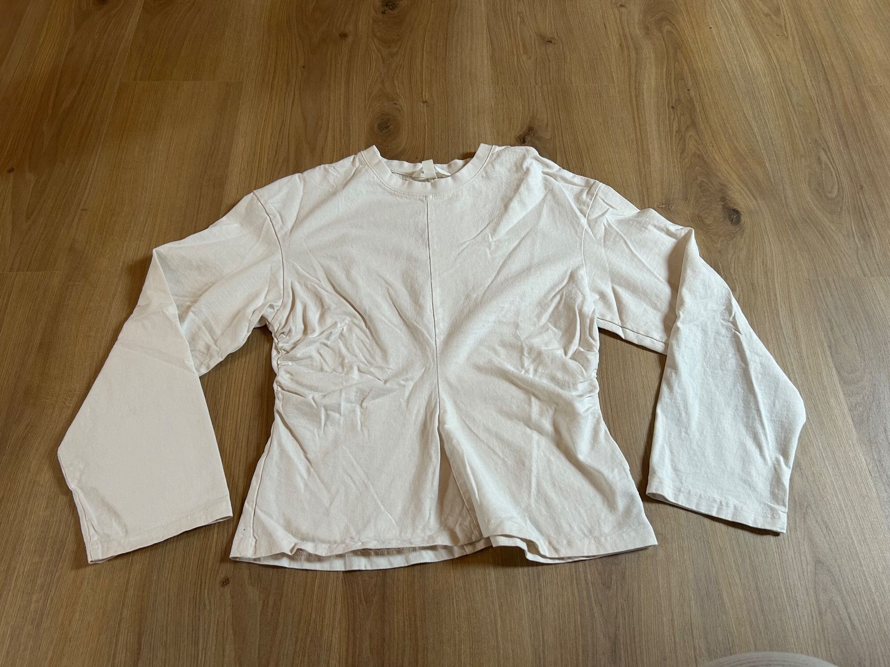 H&M Top: Pull blanc cintré élégant taille XS – Usato da Delémont venduto da elena_neuhaus