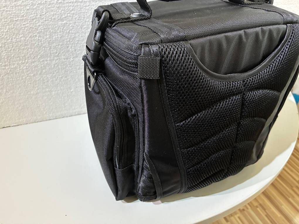Taschen: Fototasche neu ungebraucht mit Regenschutz – Neu (gemäss Beschreibung) aus Sissach von tu44 1