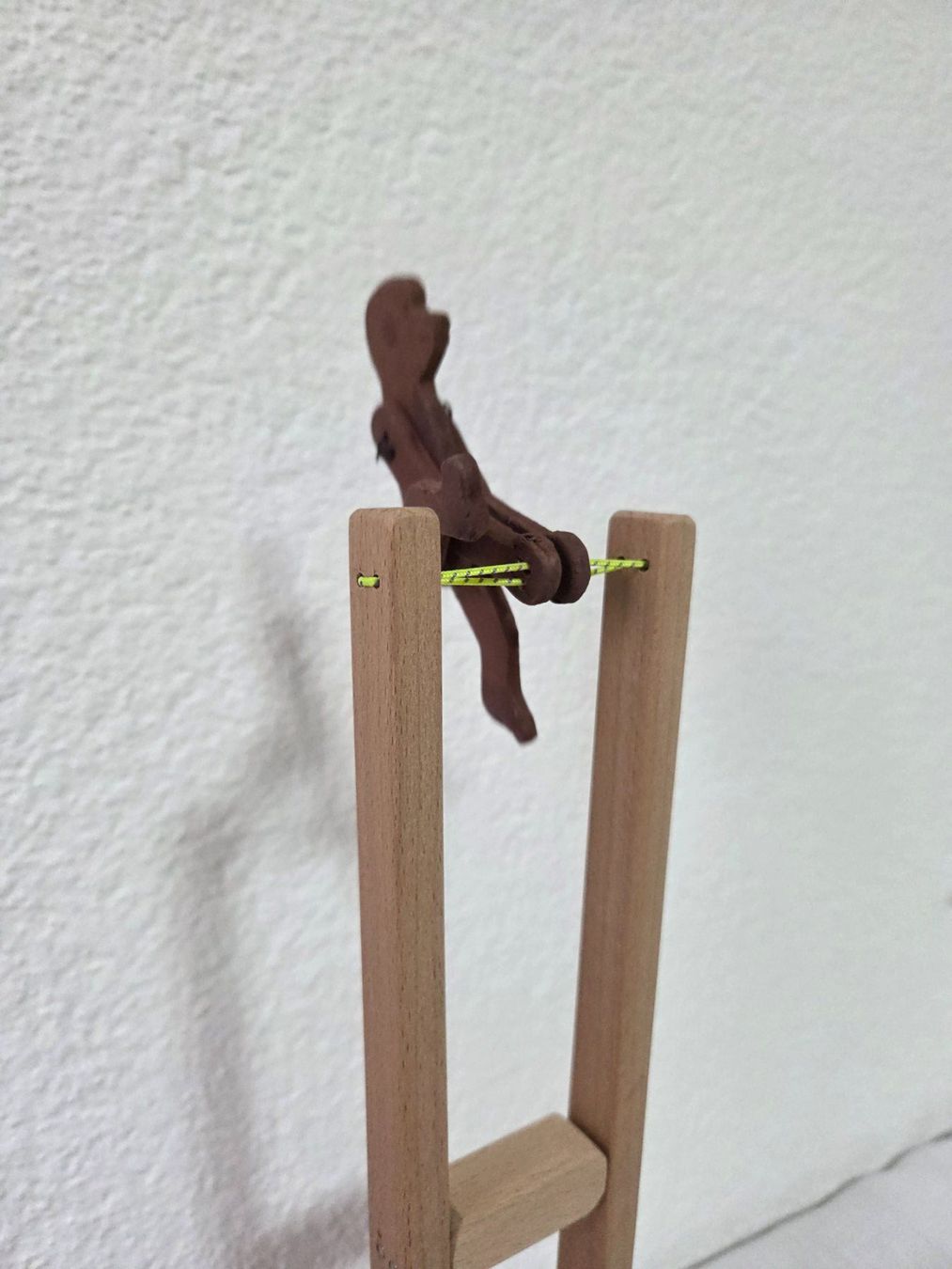 Giocattoli: Holzspielzeug "Turnaffe" Handgemacht – Nuovo (secondo la descrizione) da Beinwil am See venduto da ele_jxj9 7