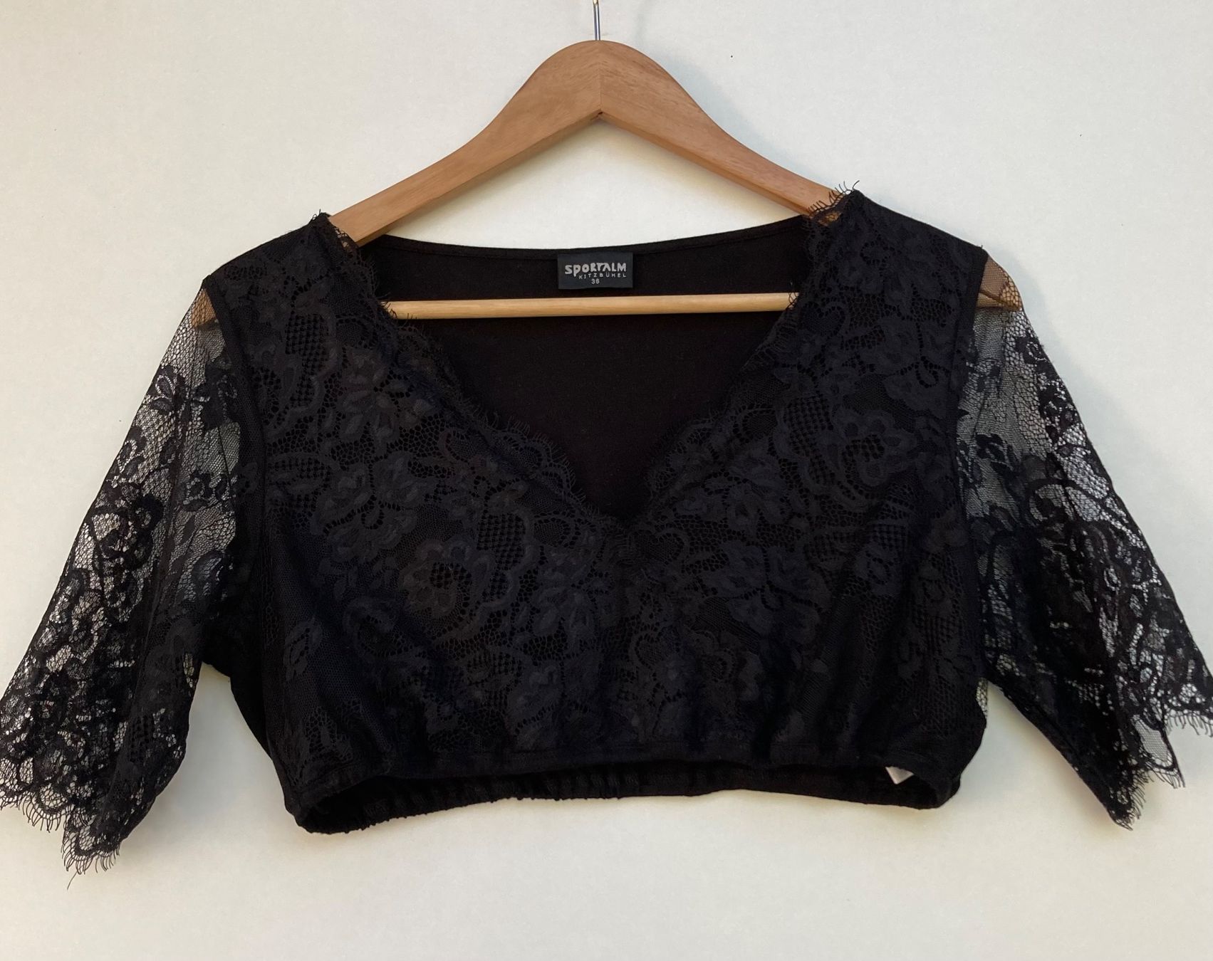 Top: Sportalm Dirndl Top Gr.36 – Usato da Unterägeri venduto da Jutka_04