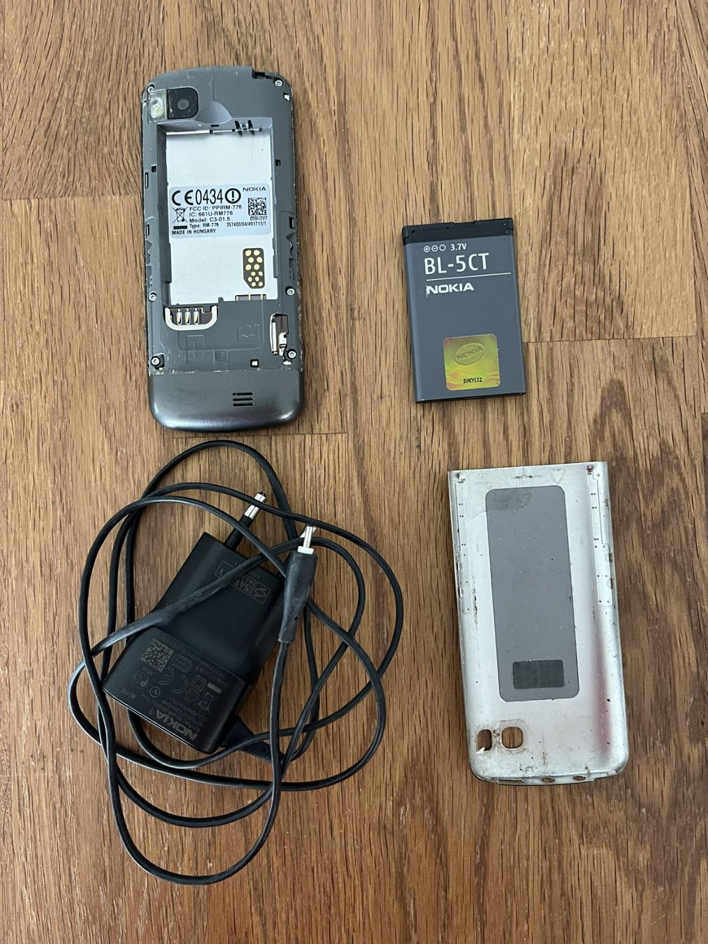 Nokia Telefoni cellulari / Smartphones: 3 Stk. Retro - Handys von Nokia – Difettoso da Sempach venduto da Winnypoo 7