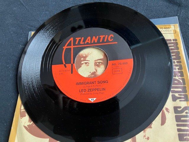 Dischi in vinile: Led Zeppelin – Usato da Aarwangen venduto da Jukebox3 3