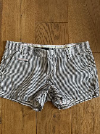 Shorts kurze Hose von Volcom, Gr s, neuwertig