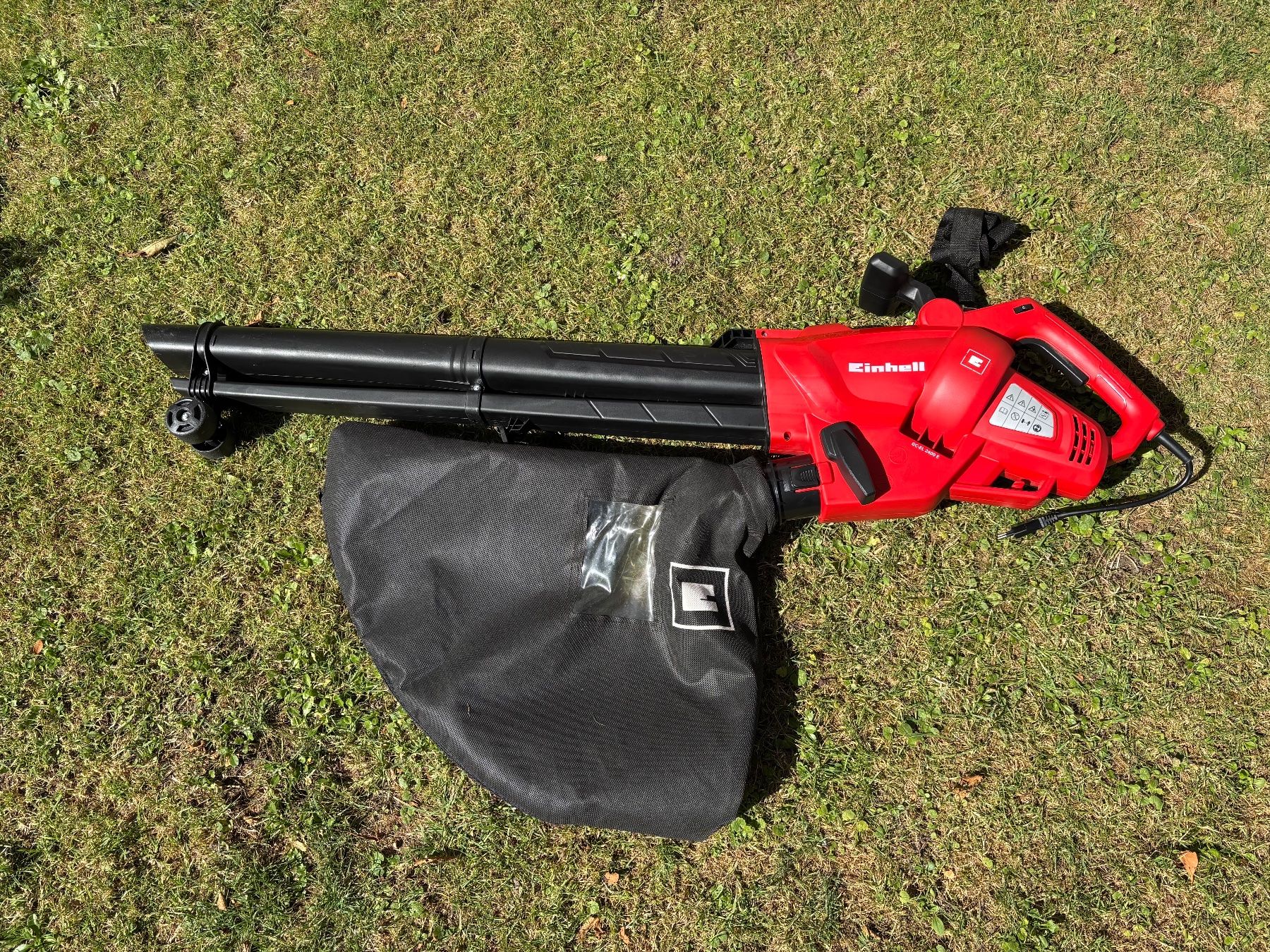 Einhell Soffiatori & Aspiratori per foglie: Einhell GC-EL 2400E Laubbläser/Laubsauger – Usato da Zufikon venduto da eskilt