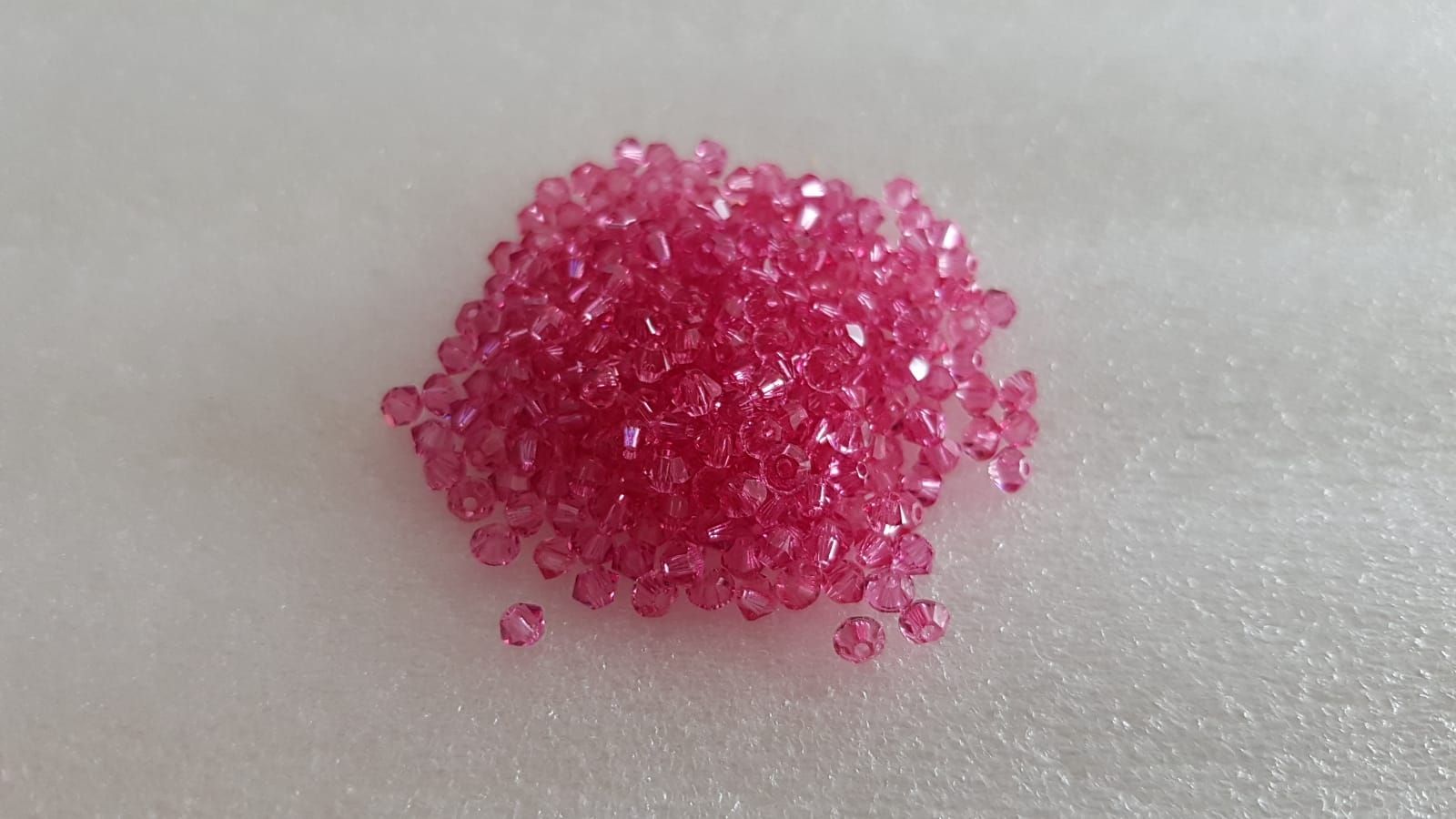 Perle (finte): Swarovski 5328 Bicone 3mm,50St. – Nuovo (secondo la descrizione) da Zürich venduto da ata_c8nh 7