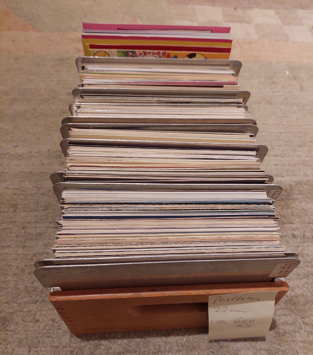Cartes postales: 600 leere Postkarten, verschiedene Themen – D'occasion à Zürich par Cortin