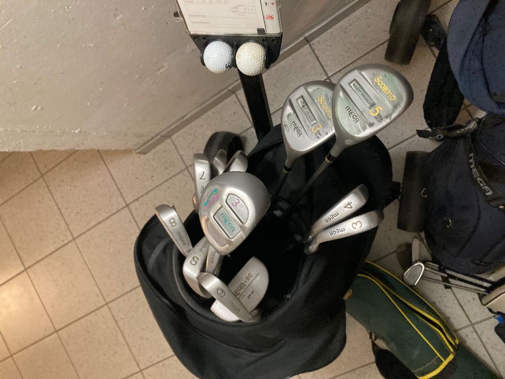 2 Golfsets mit allem drum und dran Wagen, Taschen, ab 1,- | Kaufen auf ...