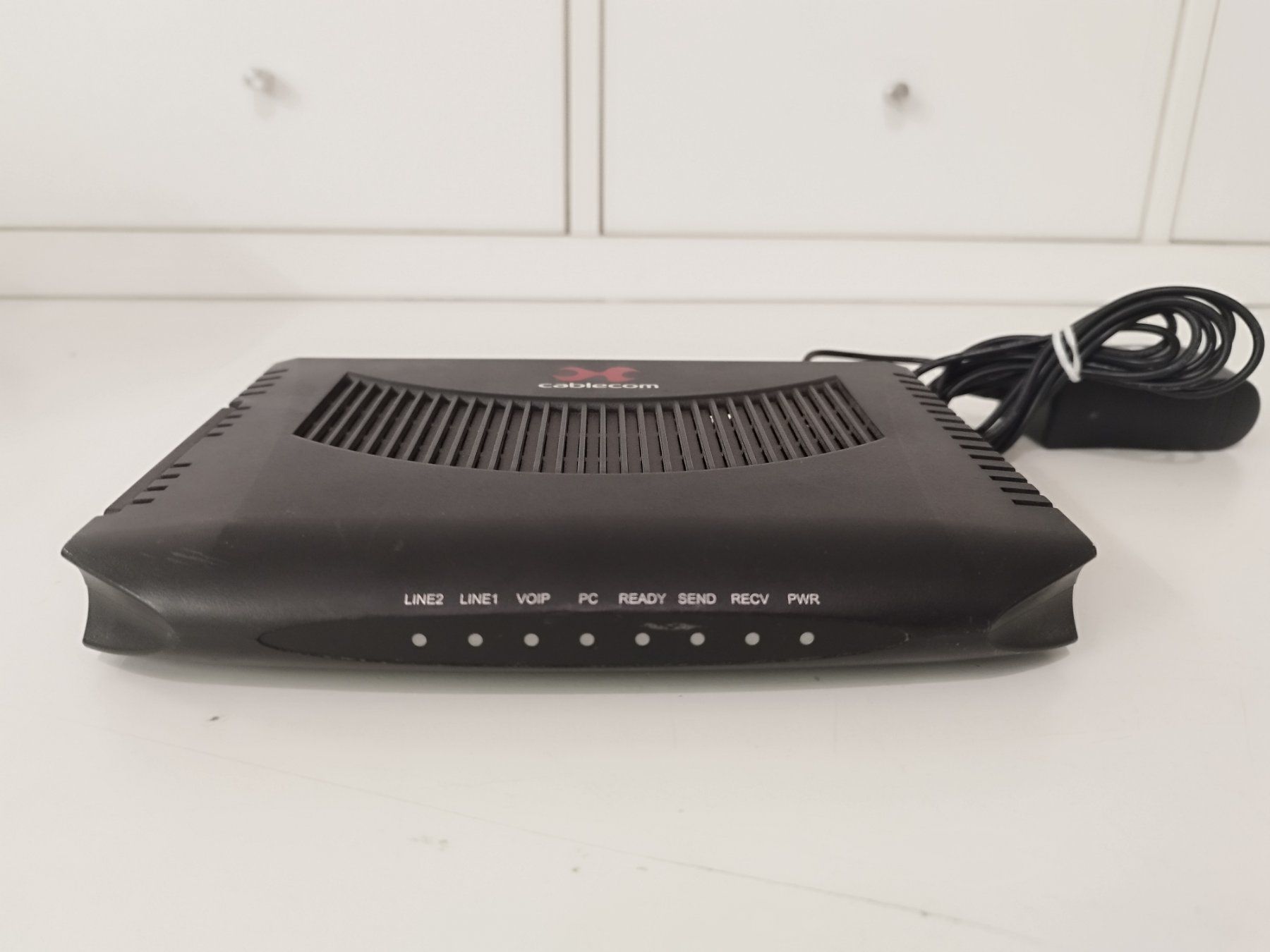 Modem & Router: Modem cablecom VCM03 (inkl. Netzteil) – Usato da Uster venduto da NEVERLASTTRADING