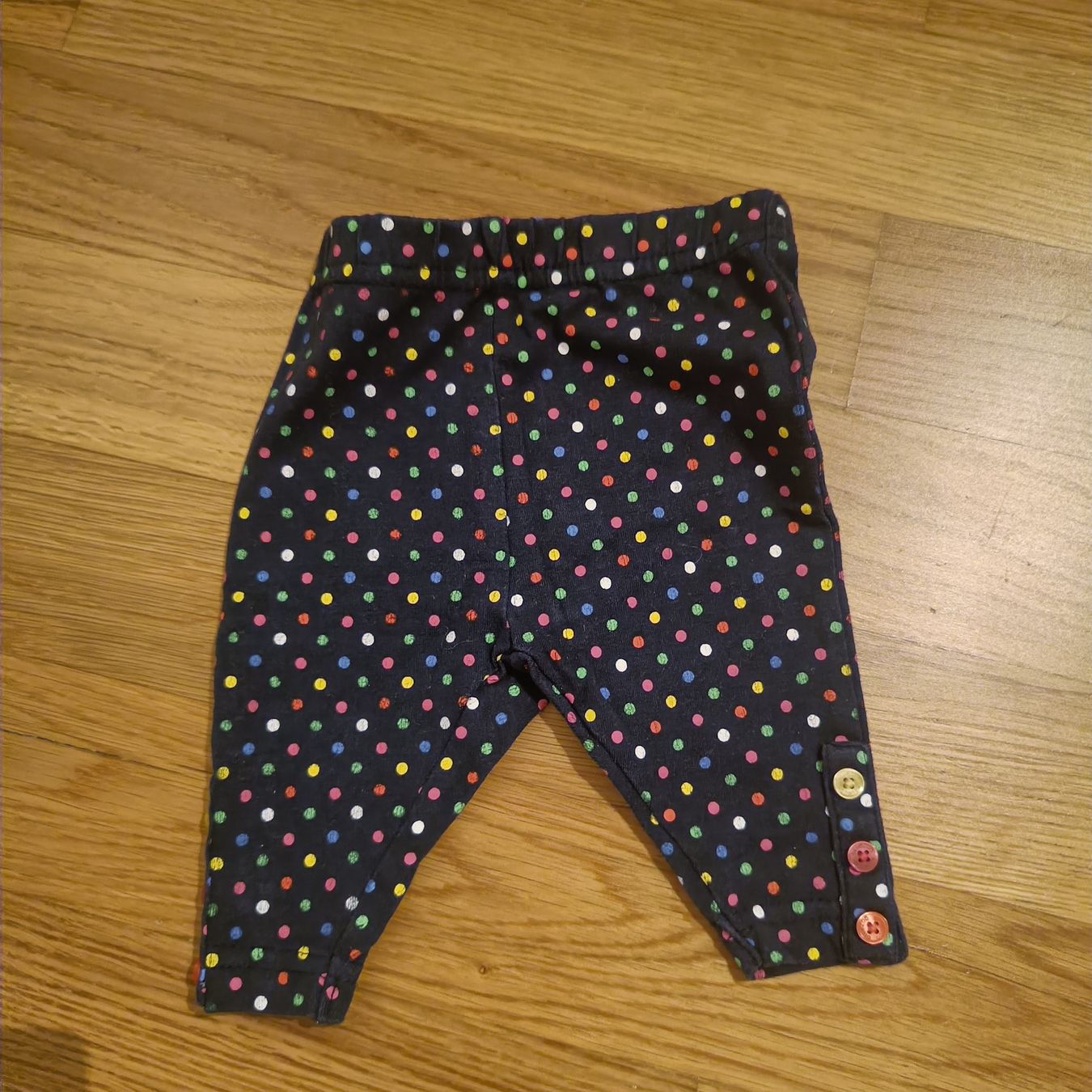 Hosen: Leggins Grösse 50 – Gebraucht aus Jaberg von urig17.