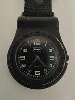 Levis Strauss Karabineruhr Modell LEVU3074 Schwarz 1. Hand