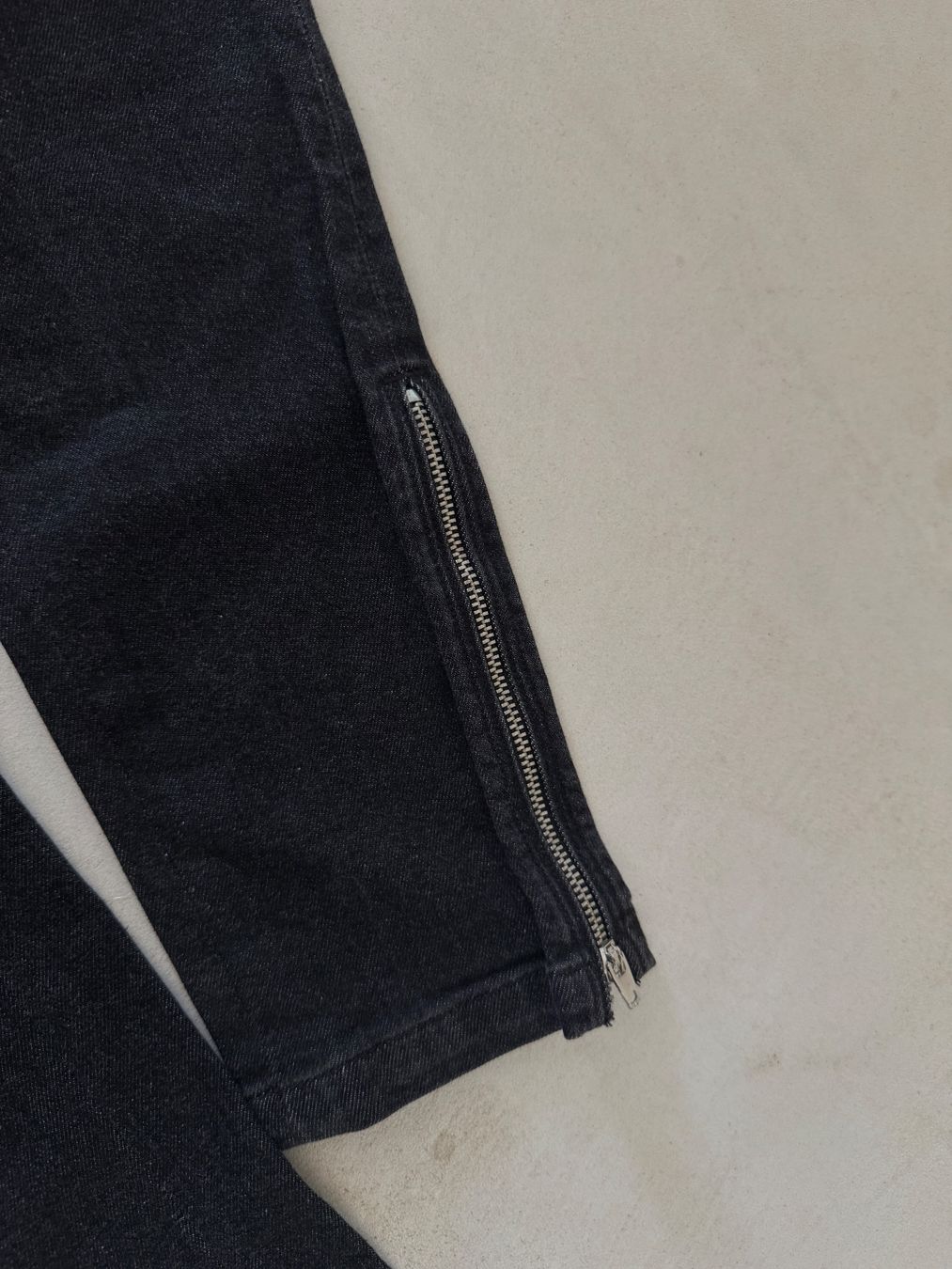 Golden Goose Jeans: Jeans anthracite Golden Goose – Usato da giffers venduto da sev_c9x9 2
