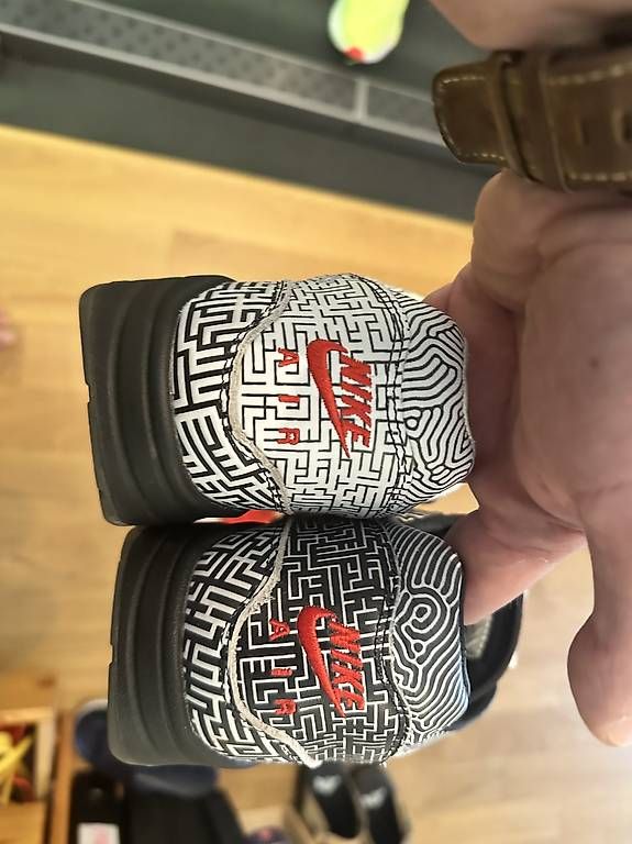 Nike Scarpe da uomo: Nike air Max Tokyo Maze – Usato da La Chaux-de-Fonds venduto da dev_rv6d 2