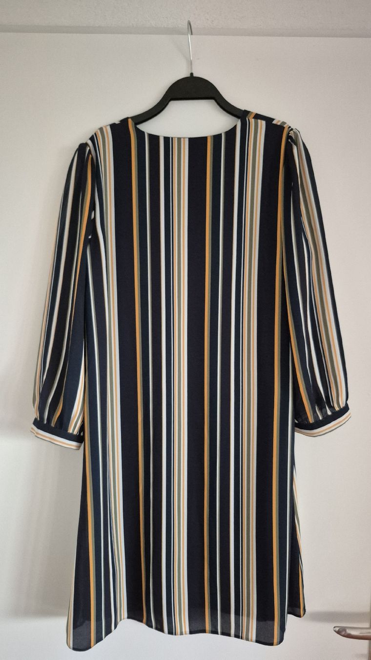 Vestiti: Robe à rayures – Usato da Villars-sur-Glâne venduto da ninisabri 2
