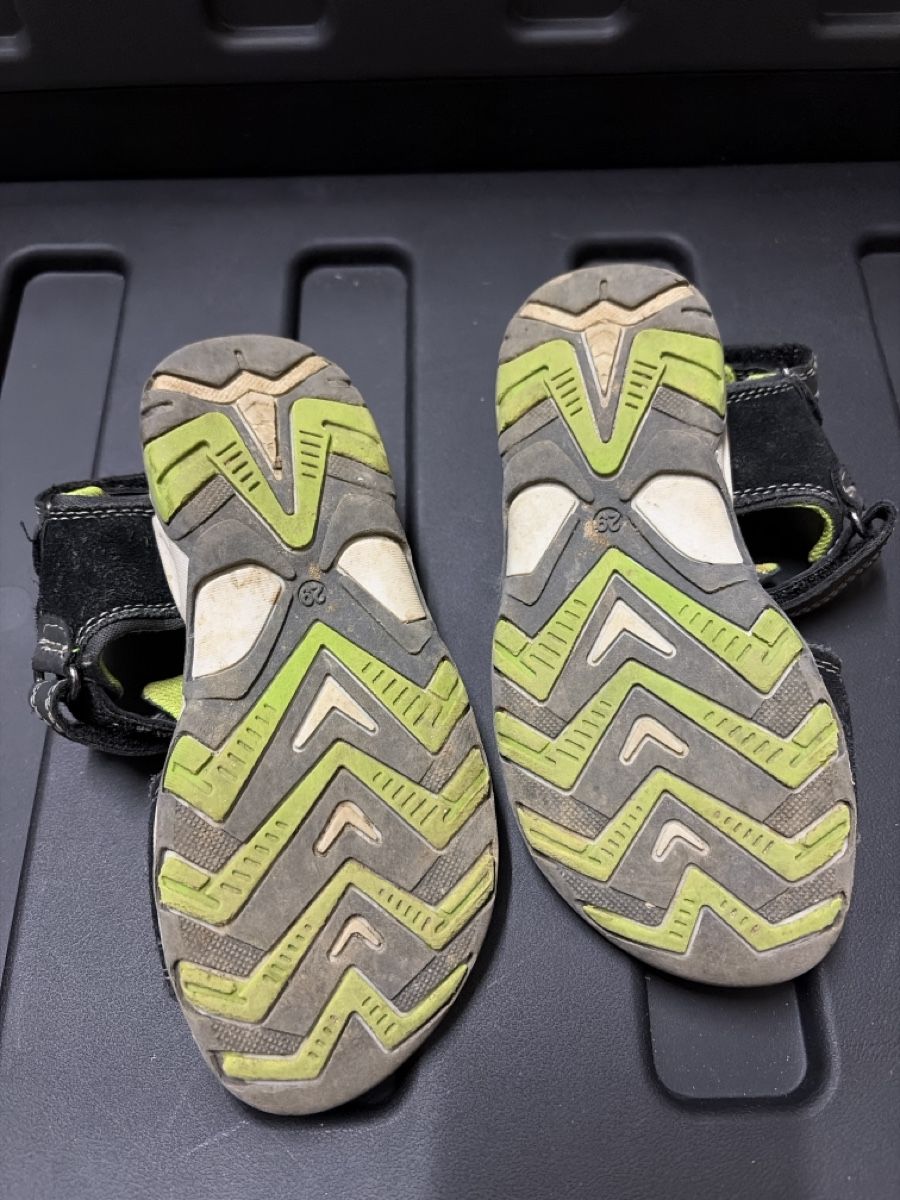 Scarpe per ragazzi: Sandalen Grösse 29 – Usato da Granges-Paccot venduto da Fwaeber 1