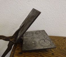 Hostieneisen / Reliquie Münzen Priester Hostie Oblate Backen