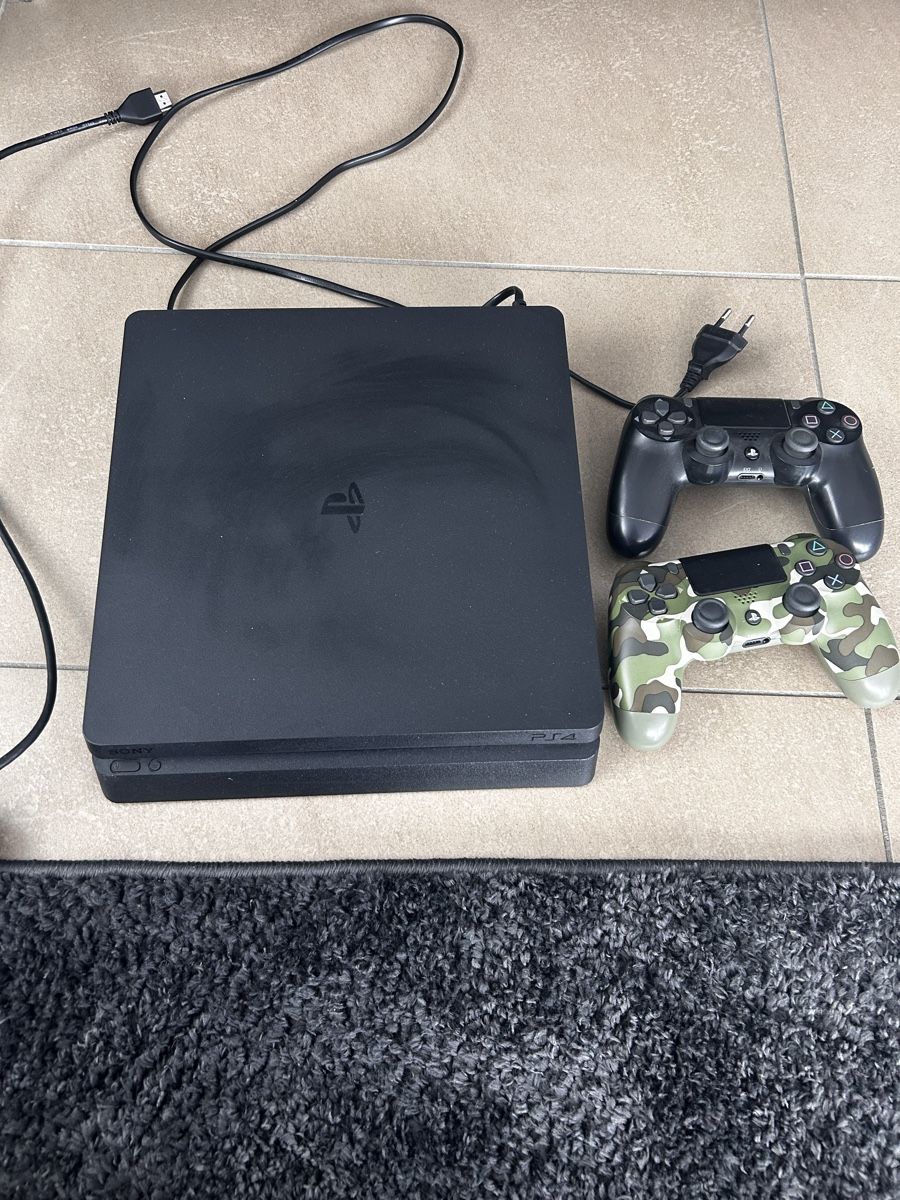 Consoles: PS4 – D'occasion à Puidoux par Danivs83