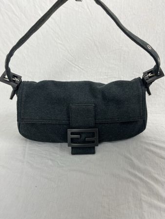 Fendi Mamma Baguette Grau Cotton !!