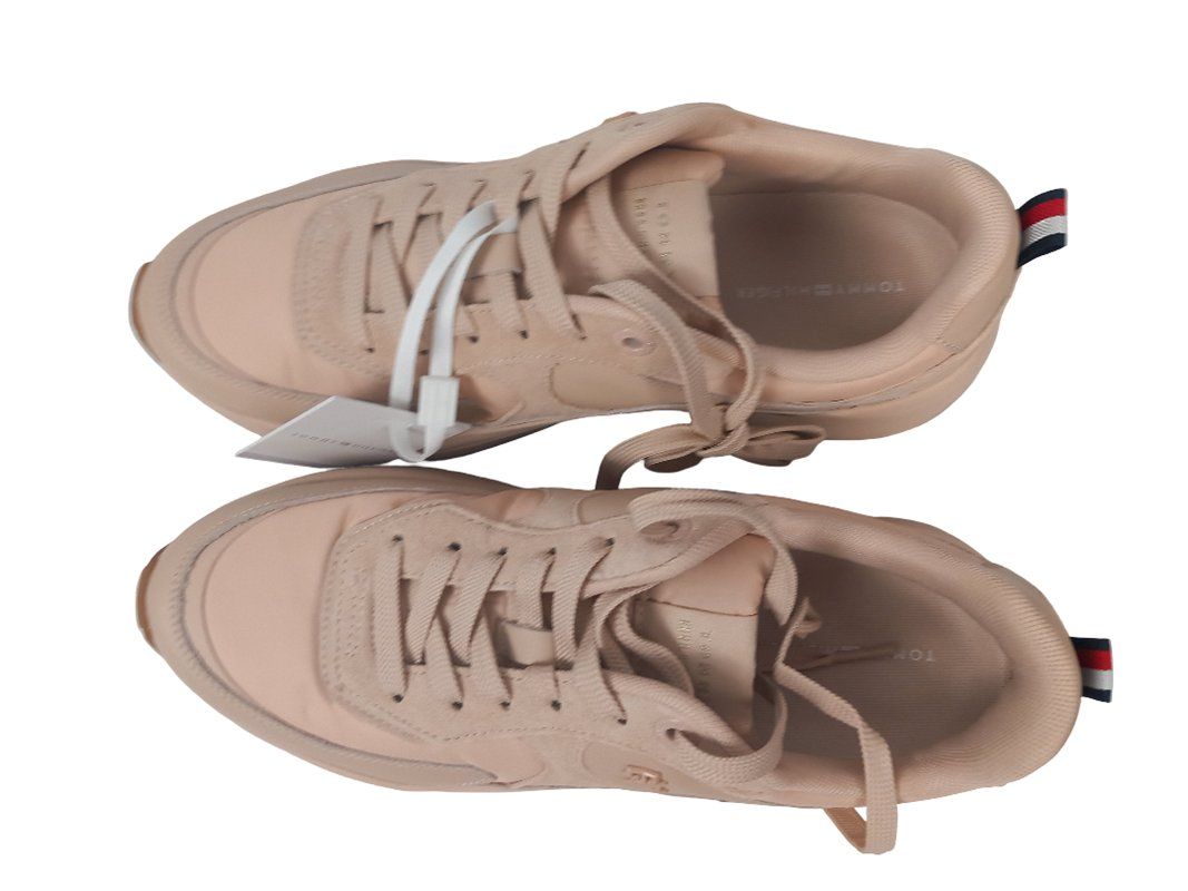 Tommy Hilfiger Scarpe da donna: TOMMY HILFIGER Elevated Chunky Runner, Grösse 41 – Nuovo (secondo la descrizione) da Hünenberg venduto da Restwert_Zug 2