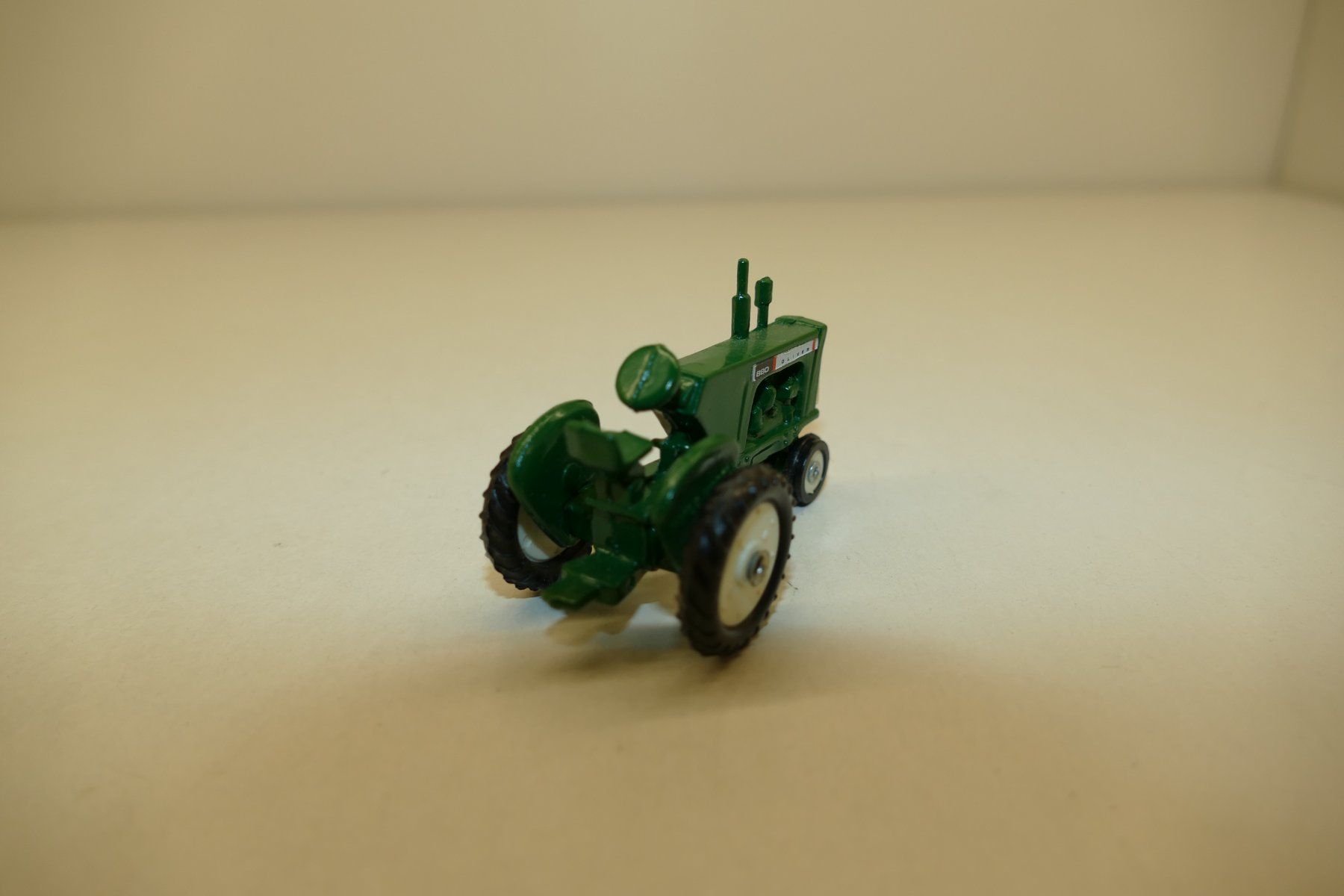 Kit di modellismo & Modellini statici: Metallmodel: Traktor Oliver 880 – Nuovo (secondo la descrizione) da Niederhasli venduto da rail-duerst 2