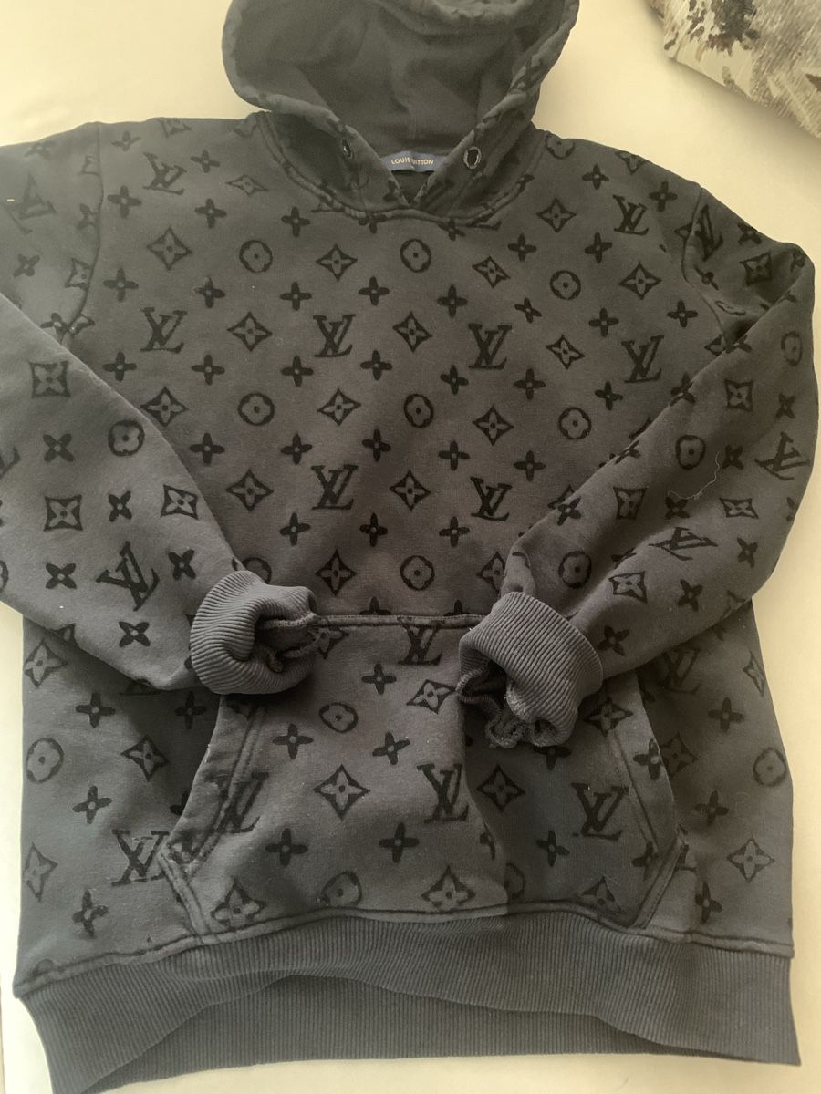 Louis Vuitton Pullover & Sweatshirts: Louis Vuitton Pullover  – Gebraucht aus Bergdietikon von zor_856j 7