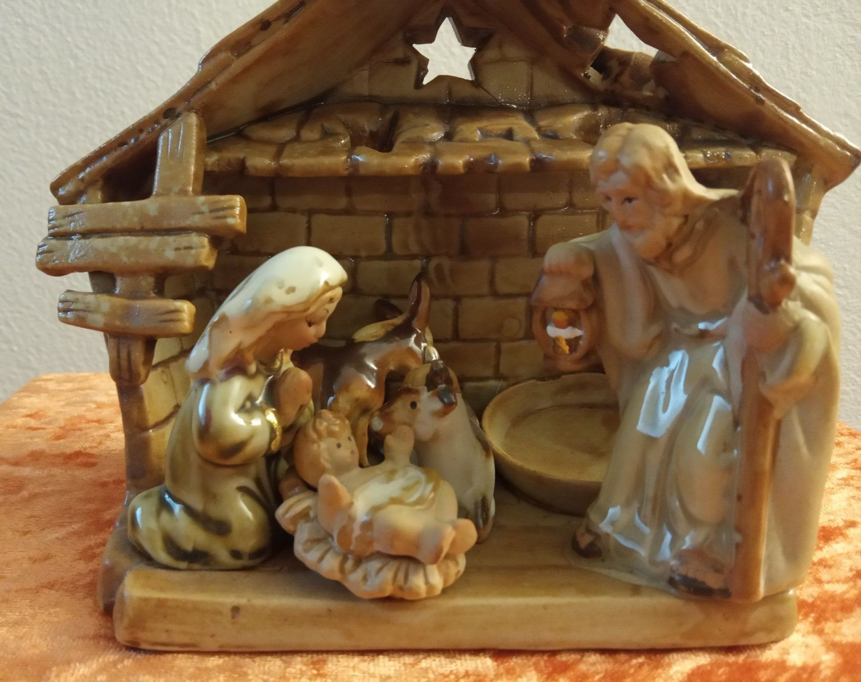 Tutte le decorazioni: Weihnachtskrippe Keramik Porzellan – Usato da Chur venduto da Nisami 1
