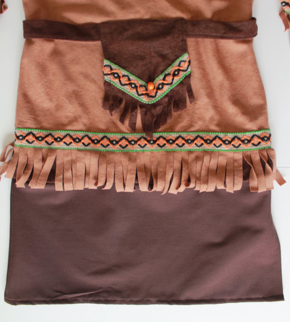 Costumi: Costume Indienne / Indianerin t.128 – Usato da Peseux venduto da CoolShoping 4