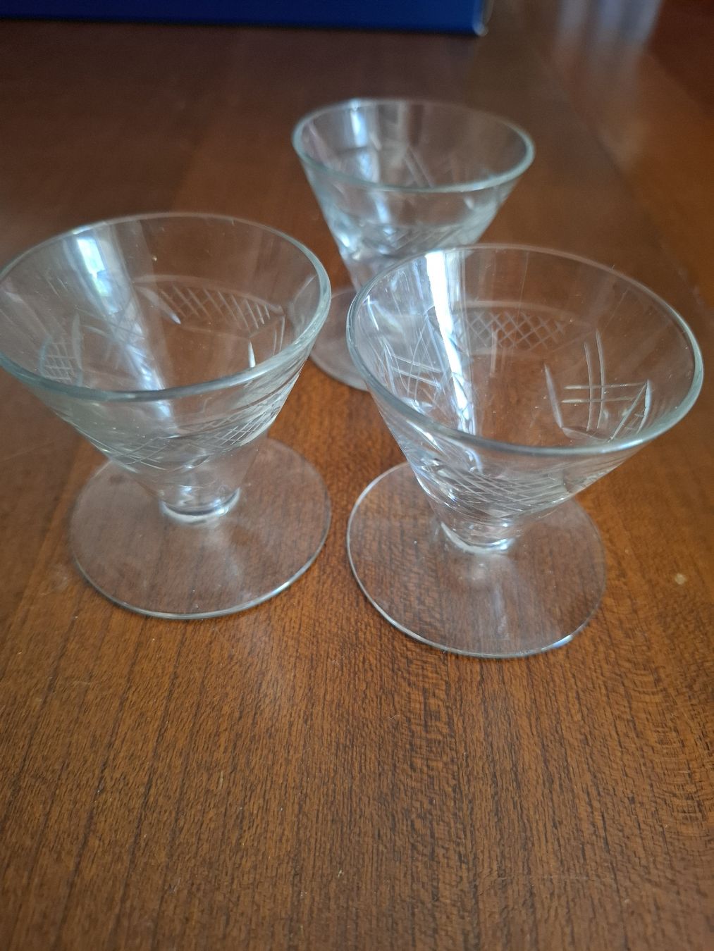 Verres: bicchierini liquore vintage  3 pezzi – D'occasion à Viganello par sor_dcq8